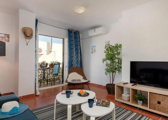 Beautiful Spanish In Apartment *