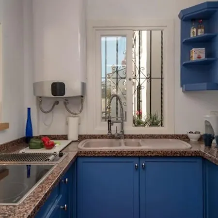 Beautiful Spanish In Apartament *